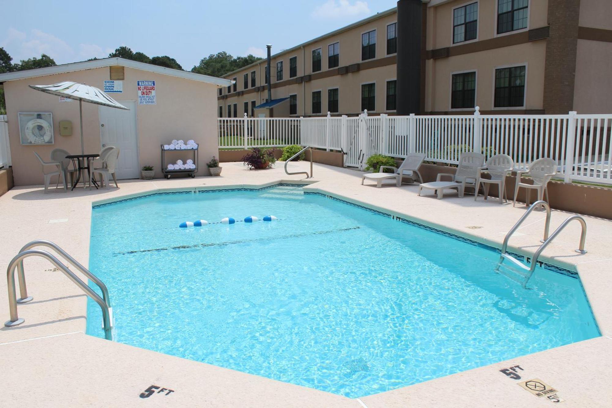 Travelodge By Wyndham Perry National Fairgrounds Area I-75 Exterior foto